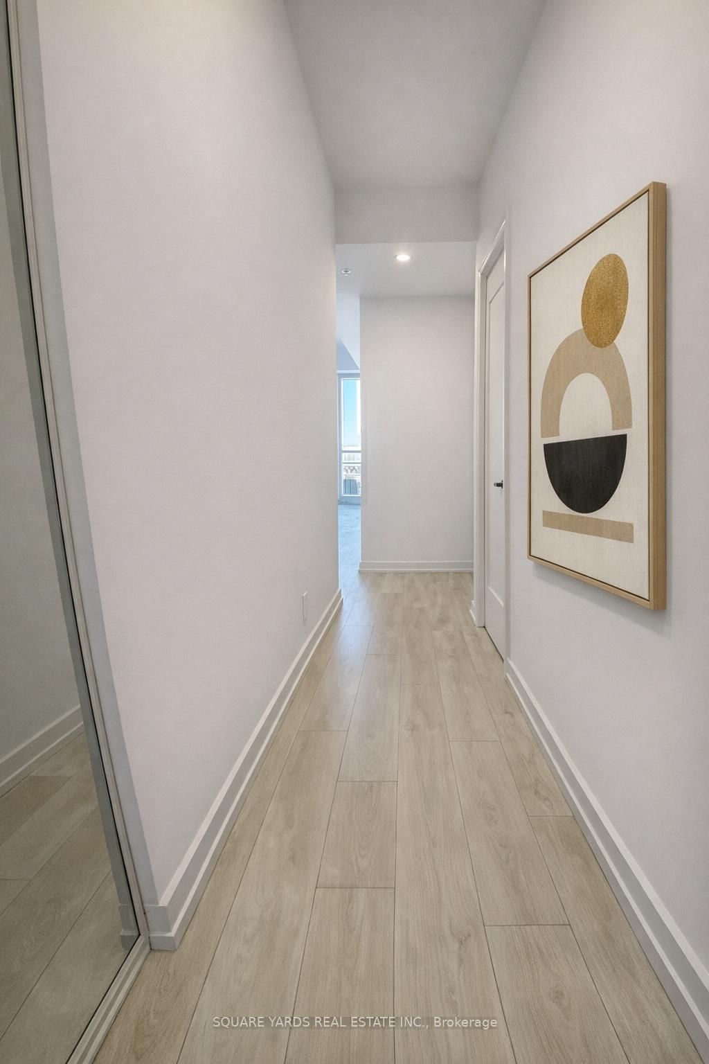 75 James Street S, Unit 603 - Photo 3