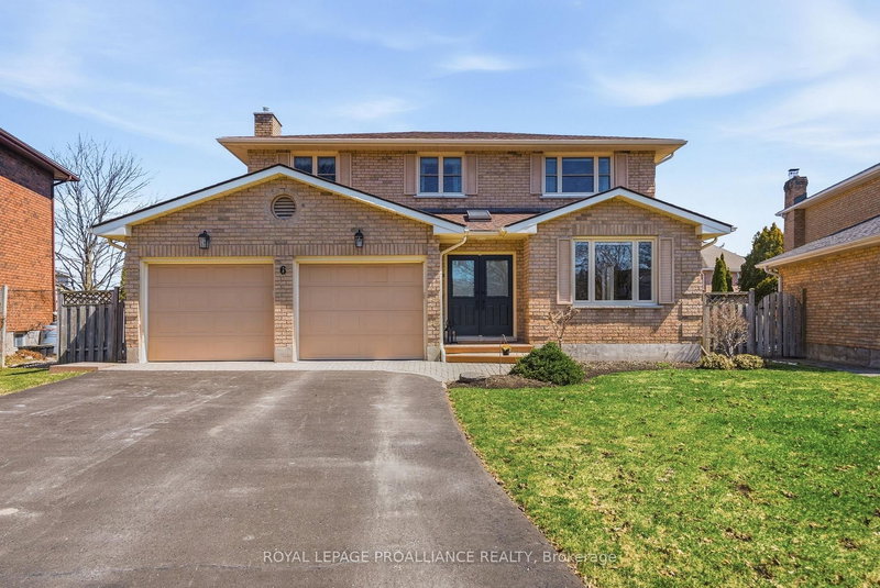6 Thompson Crt, Belleville, K8P 5C3 | Image 2