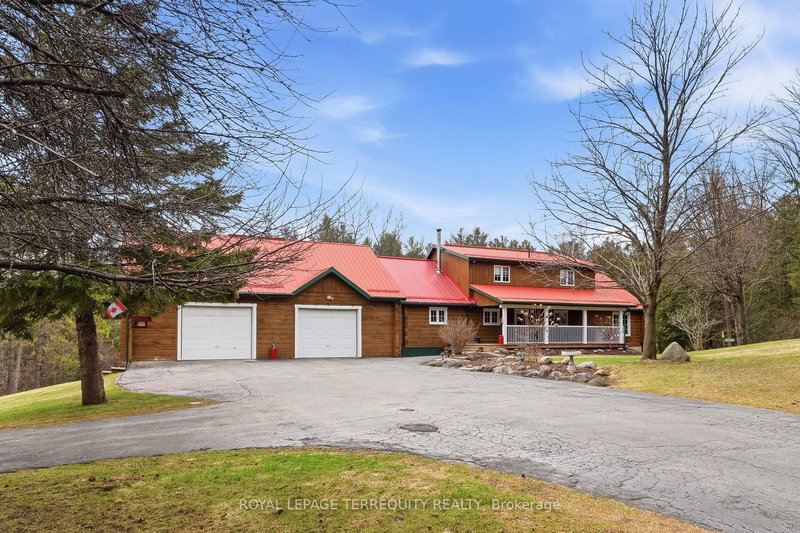 home for sale on 1827 County 26 Road