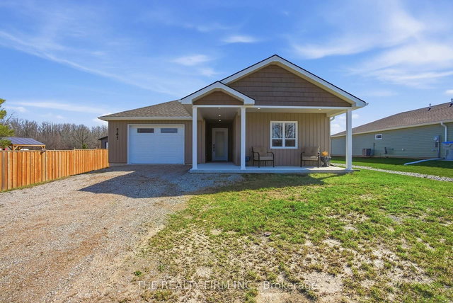 141 Victoria Avenue E