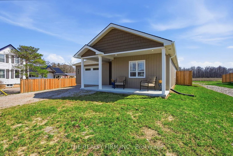 141 Victoria Ave E, South Huron, N0M 1M0 | Image 2