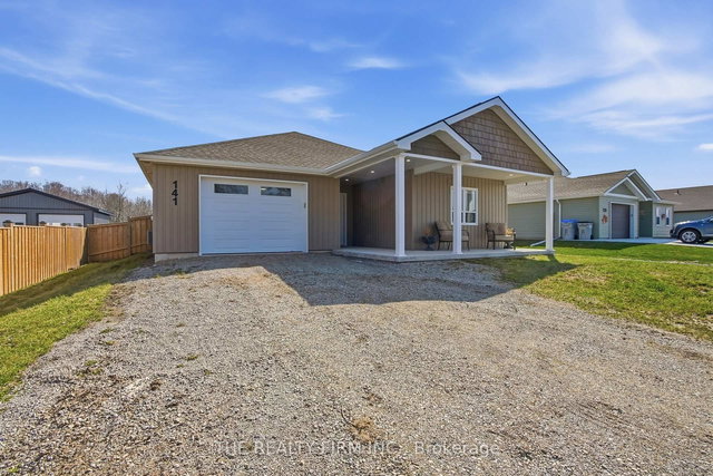 141 Victoria Avenue E