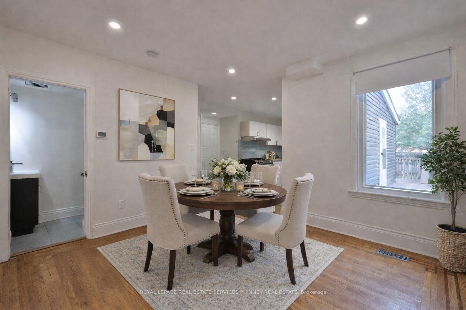 Detached House for sale at 88 Chestnut Avenue, Hamilton, Ontario, L8L 6K9 - Gibson - MLS: X12984912