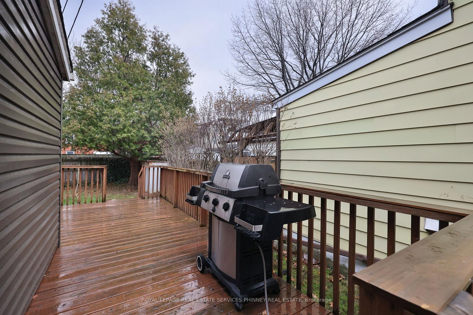 Detached House for sale at 88 Chestnut Avenue, Hamilton, Ontario, L8L 6K9 - Gibson - MLS: X12984912