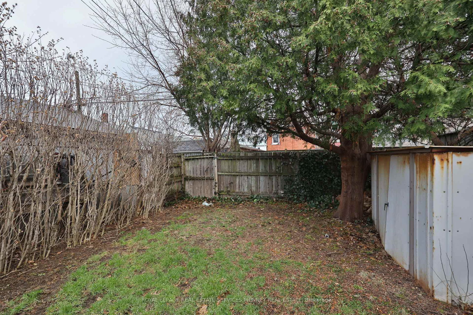 Detached House for sale at 88 Chestnut Avenue, Hamilton, Ontario, L8L 6K9 - Gibson - MLS: X12984912