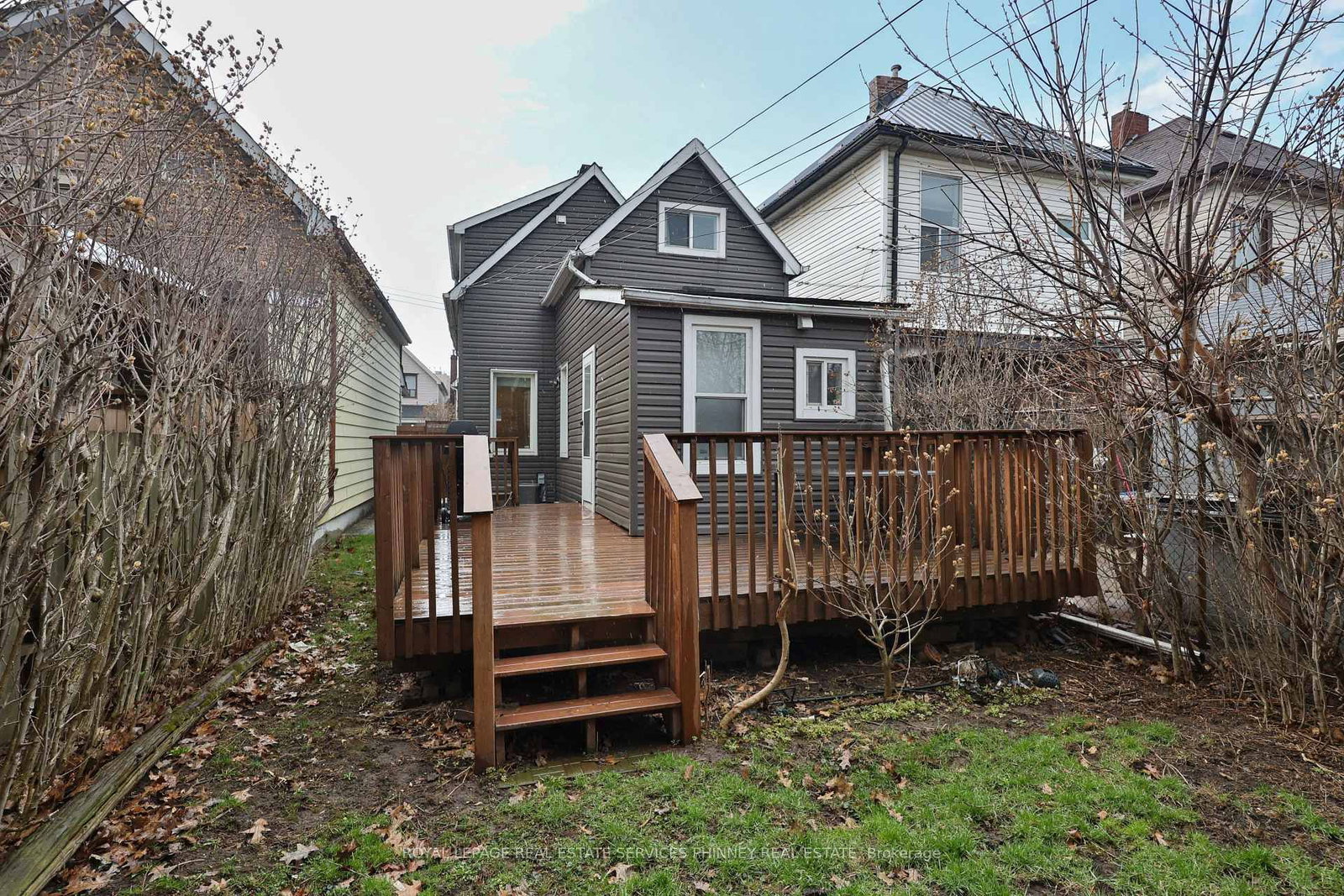 Detached House for sale at 88 Chestnut Avenue, Hamilton, Ontario, L8L 6K9 - Gibson - MLS: X12984912