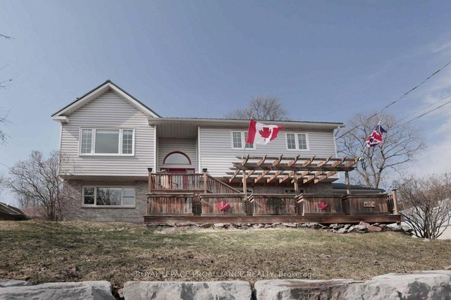 90 Livingstone Avenue W