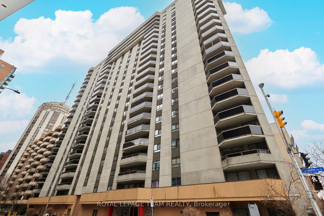 1407 - 470 Laurier Avenue W