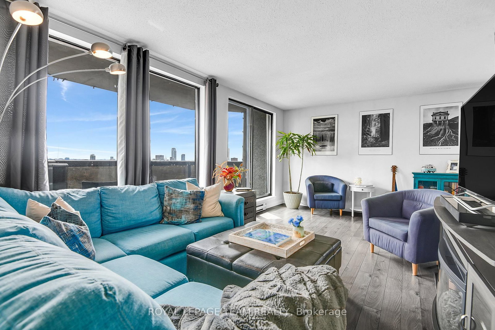 470 Laurier Avenue W, Unit 1407 - Photo 11