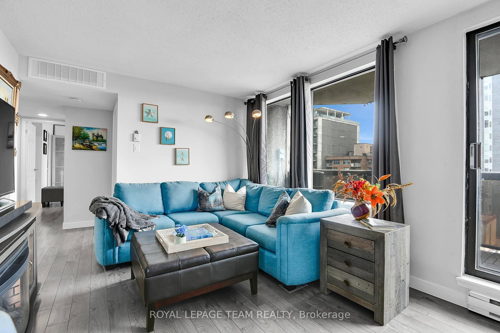 470 Laurier Avenue W, Unit 1407 - Photo 12