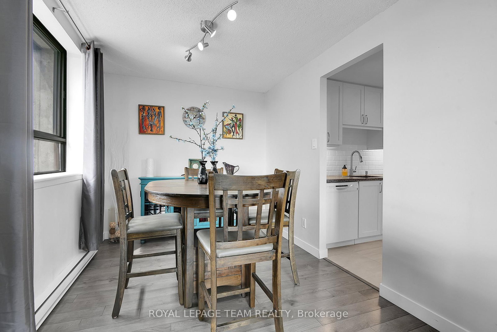 470 Laurier Avenue W, Unit 1407 - Photo 18