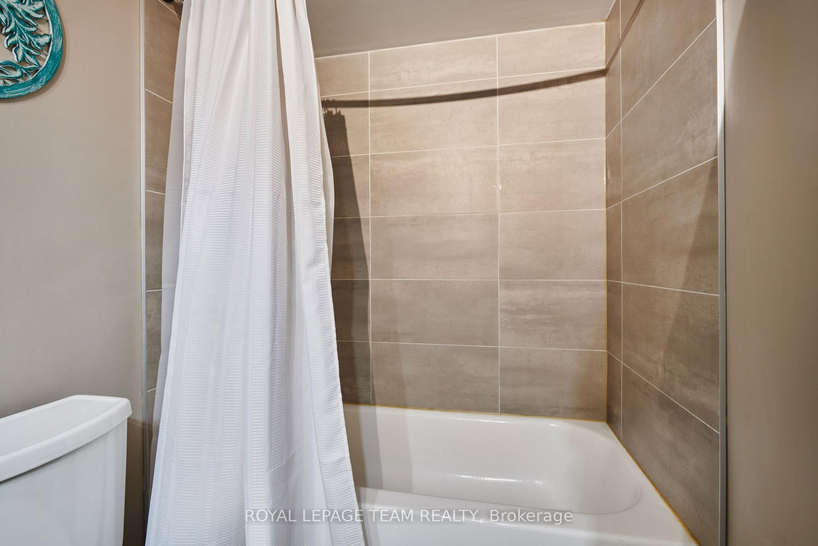 470 Laurier Avenue W, Unit 1407 - Photo 31