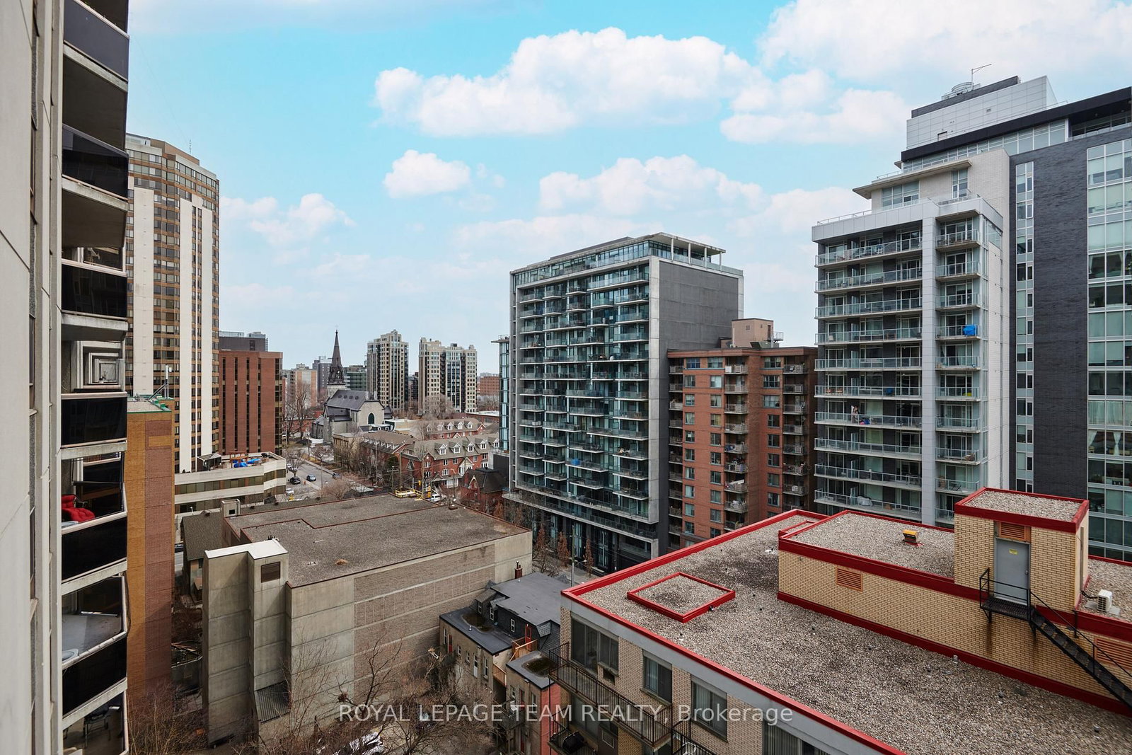 470 Laurier Avenue W, Unit 1407 - Photo 35
