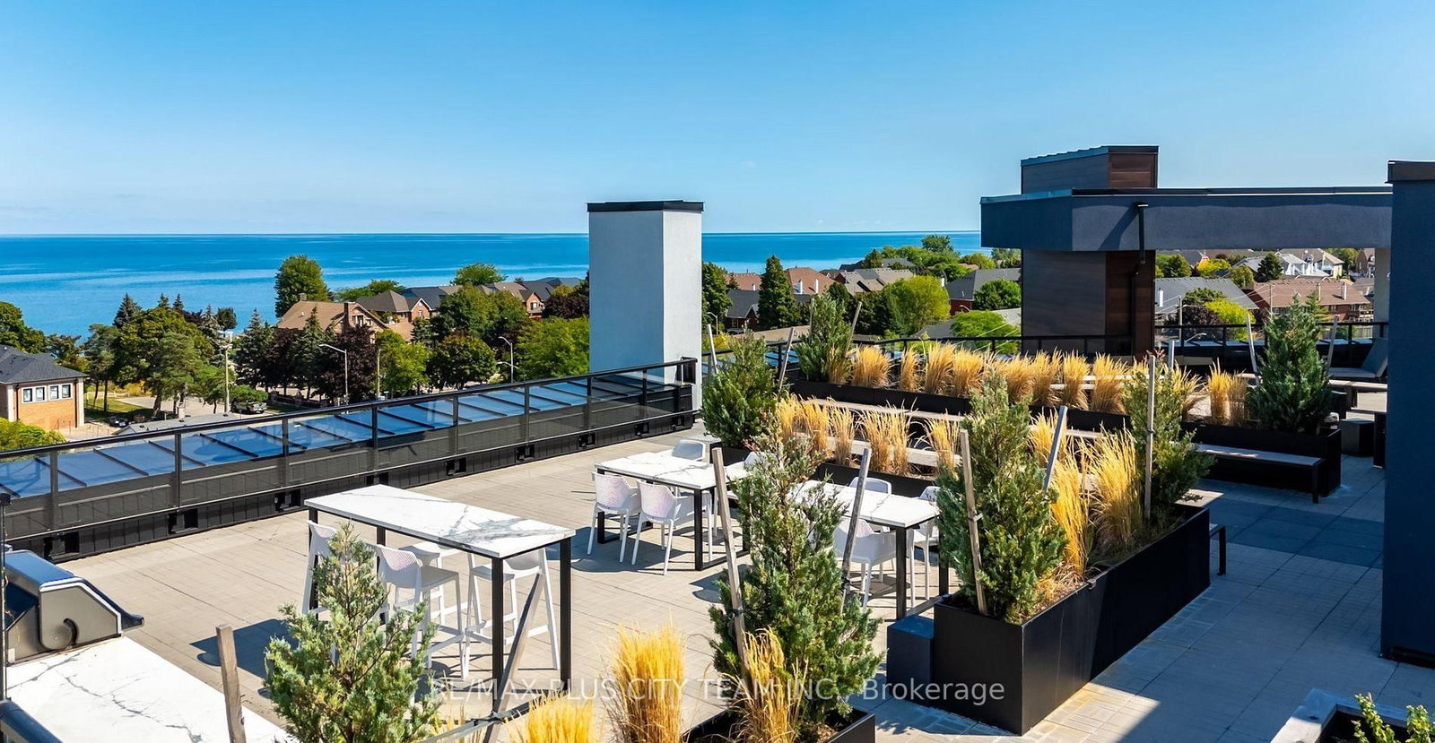 Condo for sale at 416-600 North Service Road, Hamilton, Ontario, L8E 0L2 - Lakeshore - MLS: X12985002