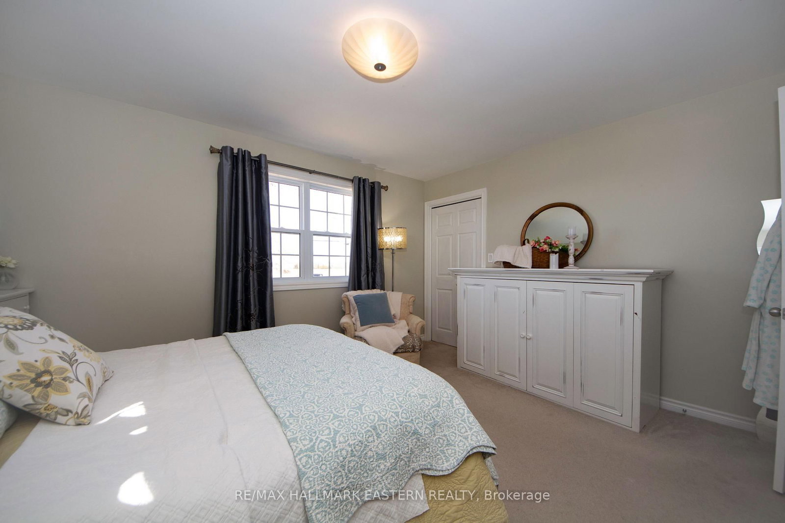 Detached House for sale at 523 Mcmaster Road, Quinte West, Ontario, K8V 0N5 - Murray Ward - MLS: X12985004