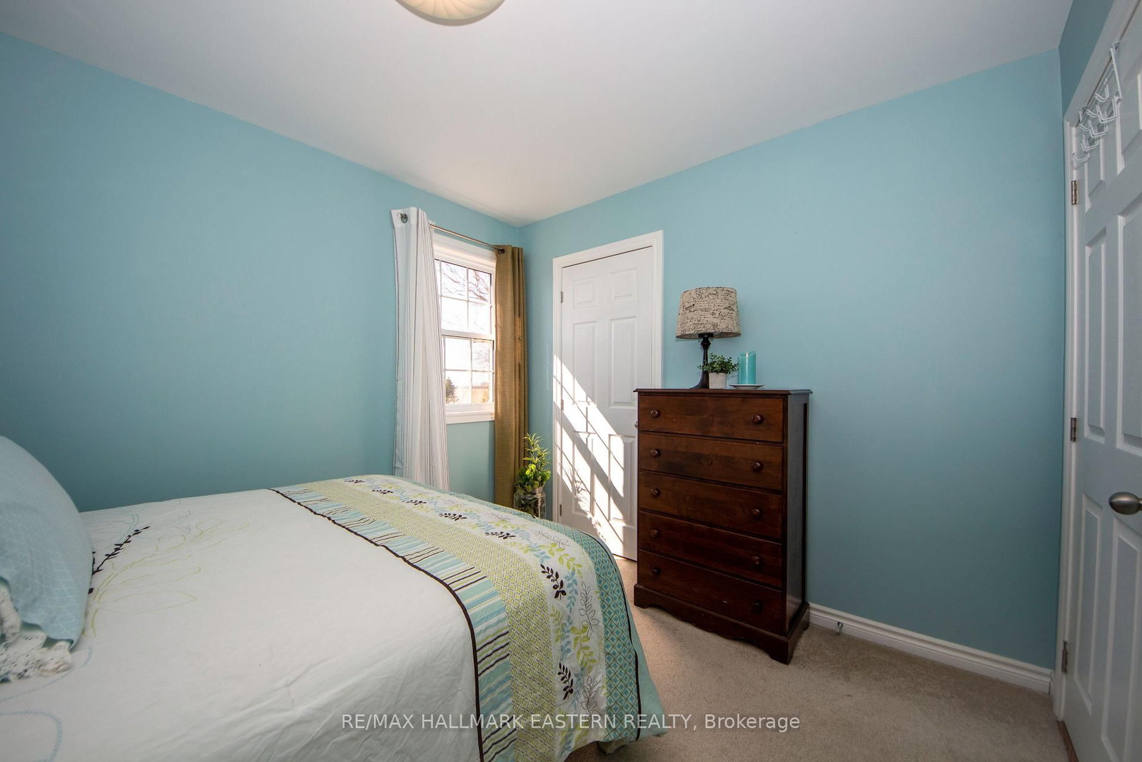 Detached House for sale at 523 Mcmaster Road, Quinte West, Ontario, K8V 0N5 - Murray Ward - MLS: X12985004