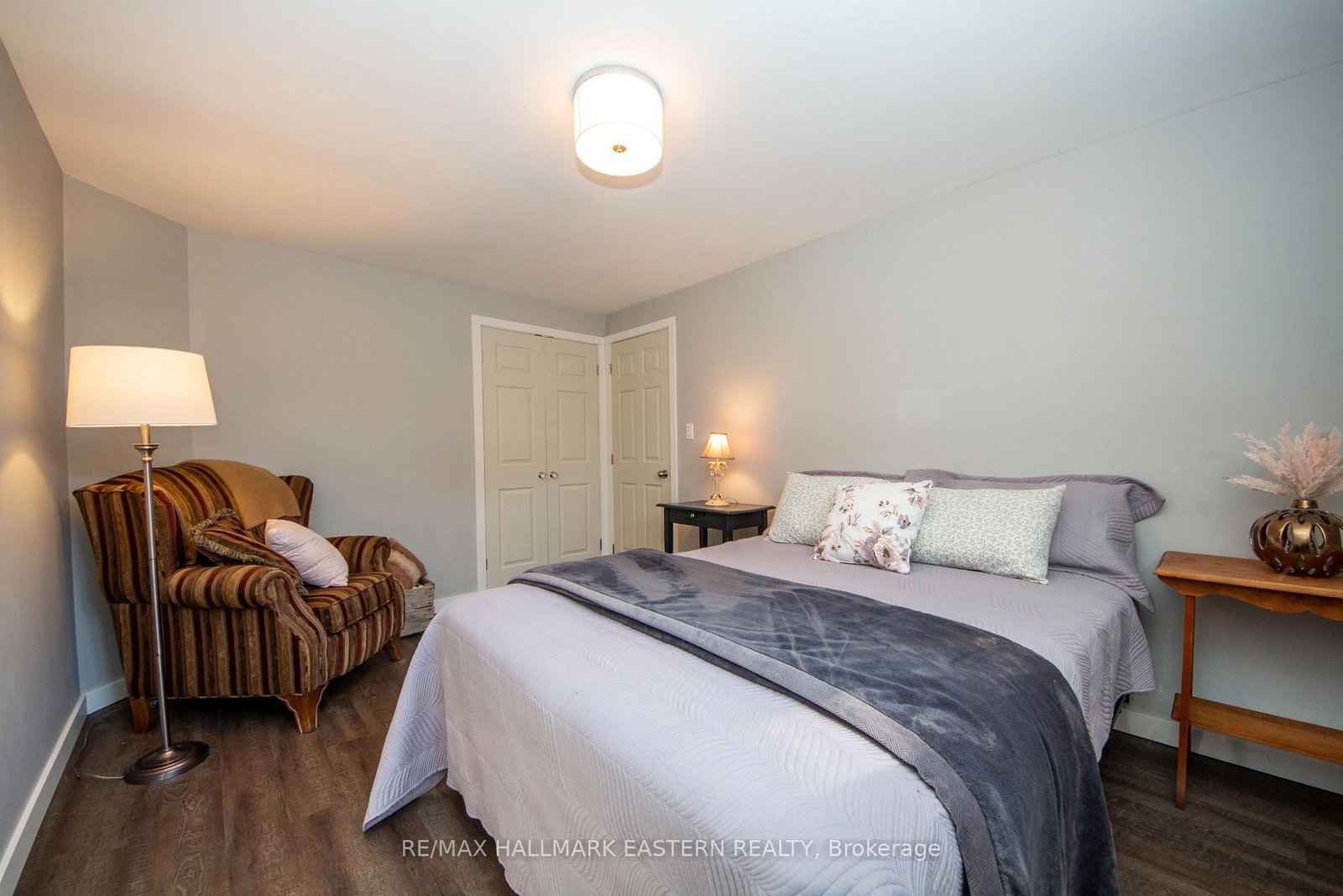 Detached House for sale at 523 Mcmaster Road, Quinte West, Ontario, K8V 0N5 - Murray Ward - MLS: X12985004