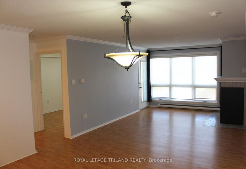 218 - 9 Jacksway Cres, London North, N5X 3T7 | Image 2