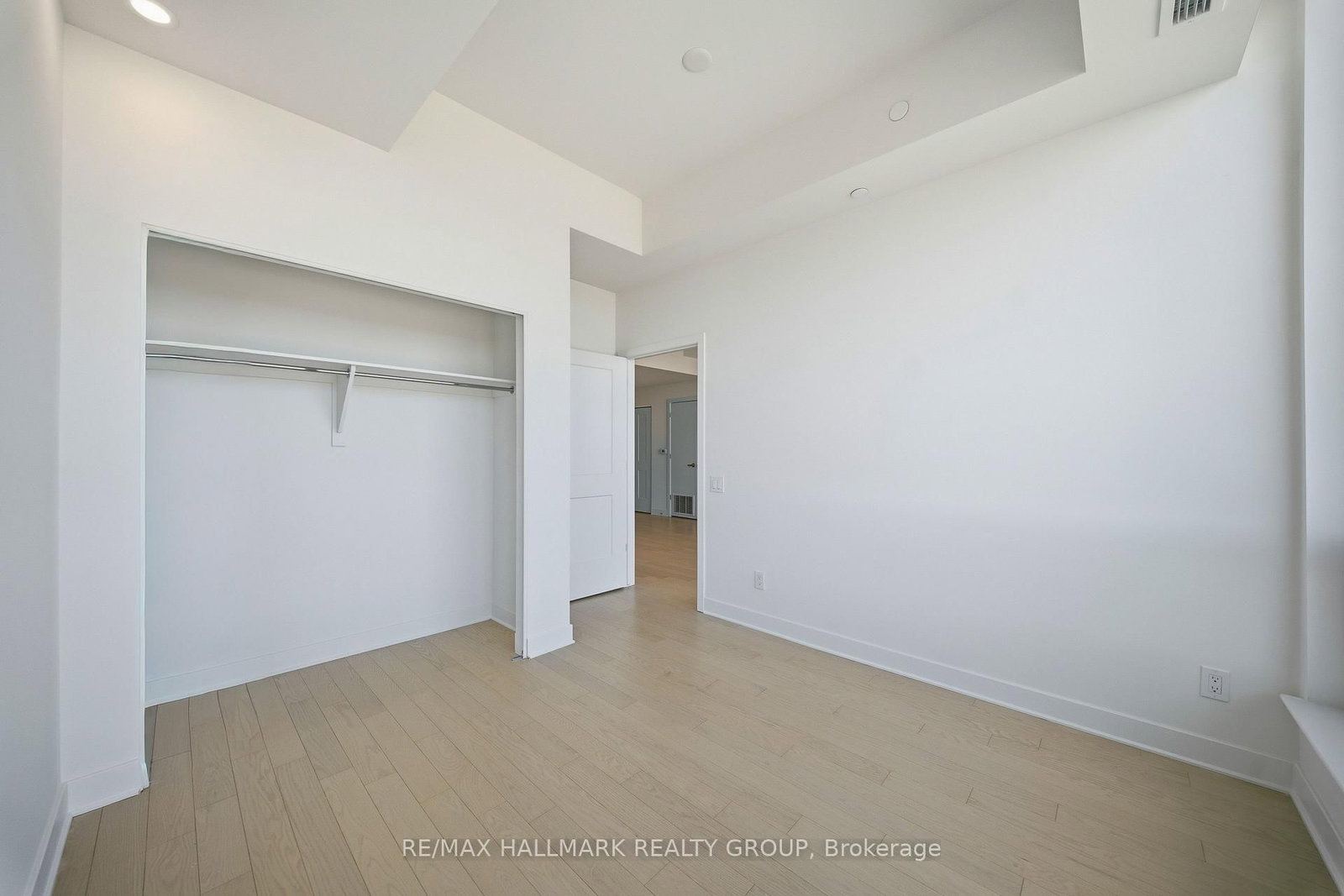 180 George Street, Unit 2604 - Photo 15