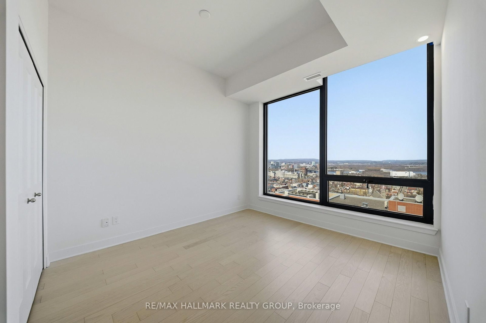 180 George Street, Unit 2604 - Photo 16