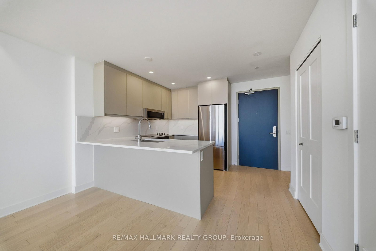 180 George Street, Unit 2604 - Photo 7