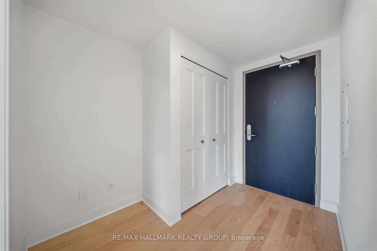 180 George Street, Unit 2001 - Photo 5