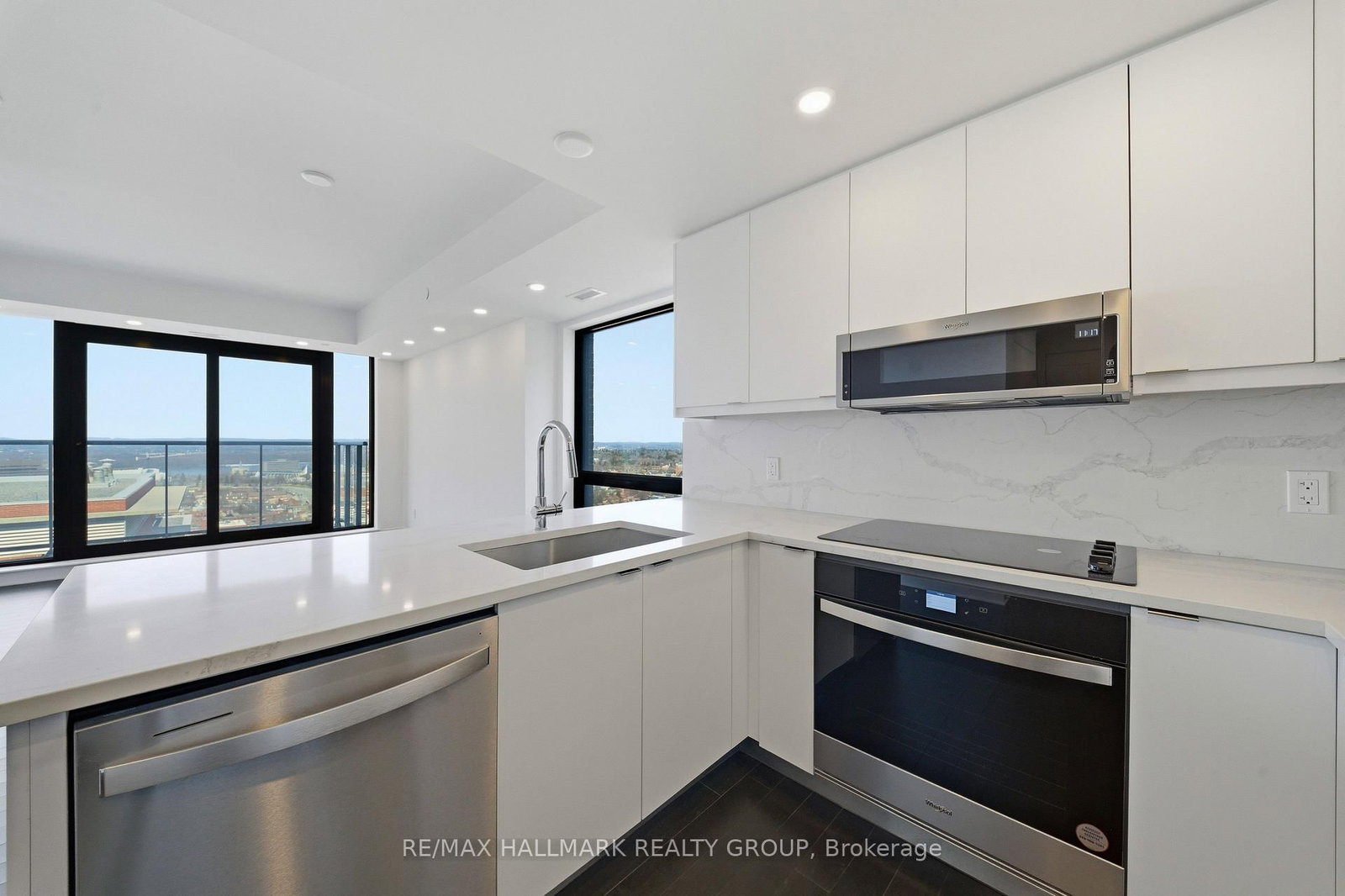 180 George Street, Unit 2406 - Photo 10