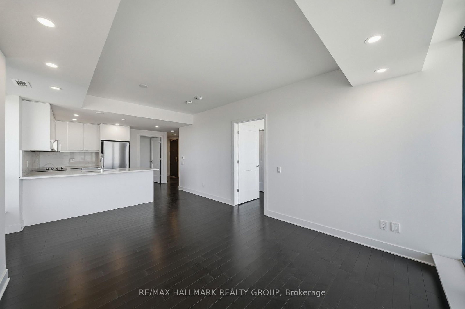 180 George Street, Unit 2406 - Photo 15