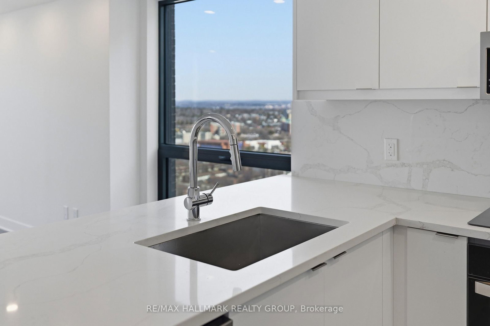 180 George Street, Unit 2406 - Photo 19