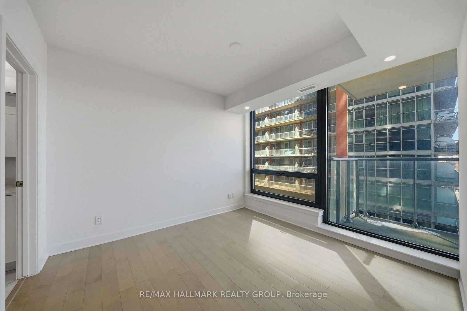 180 George Street, Unit 507 - Photo 13