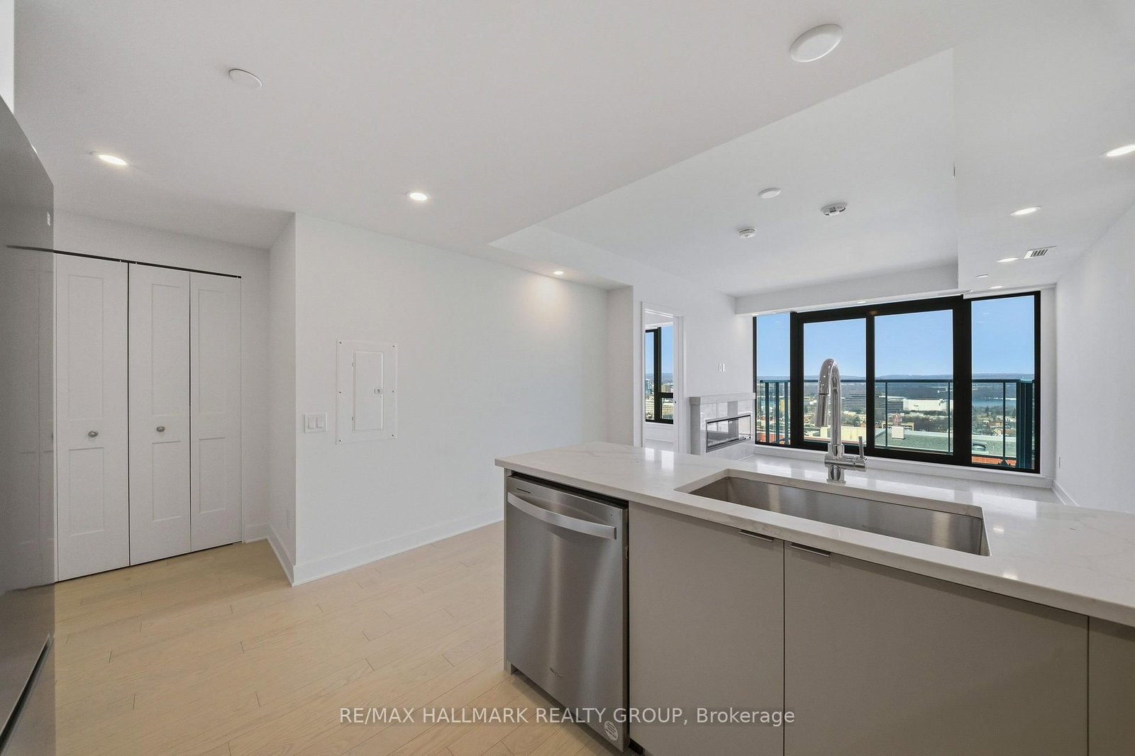180 George Street, Unit 2603 - Photo 10