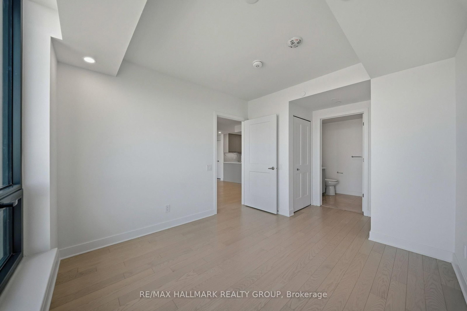 180 George Street, Unit 2603 - Photo 16