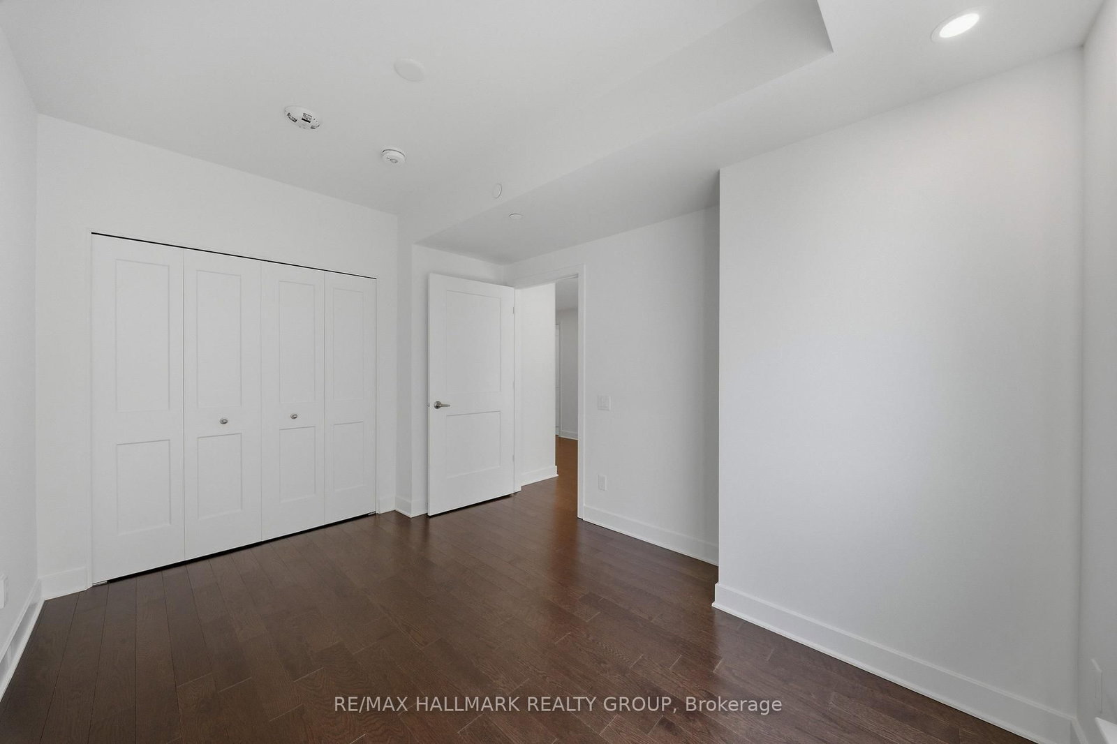 180 George Street, Unit 501 - Photo 14