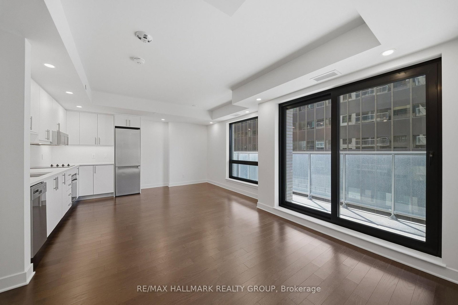 180 George Street, Unit 501 - Photo 7