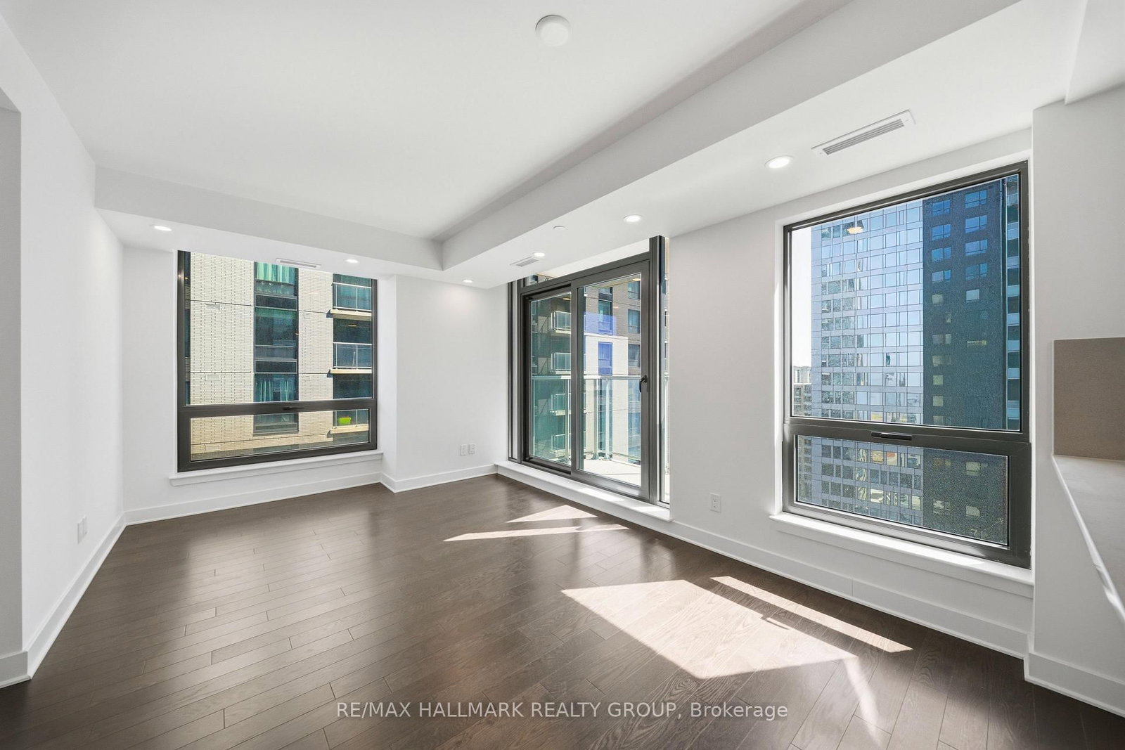 180 George Street, Unit 1408 - Photo 10