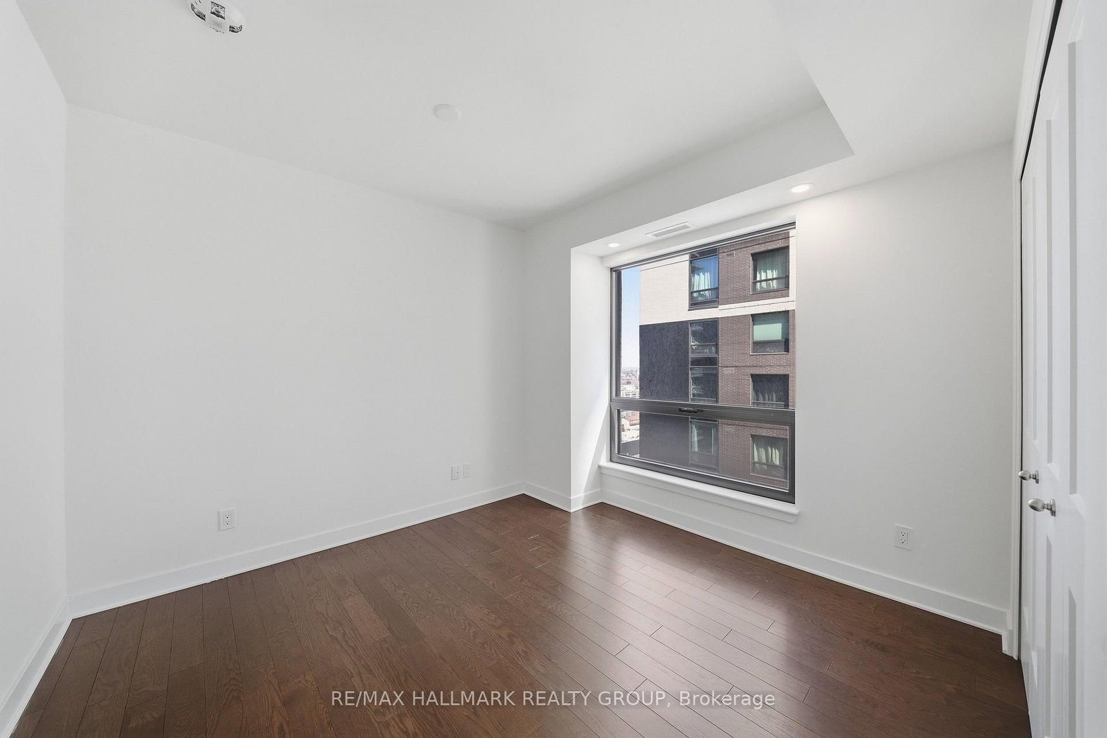 180 George Street, Unit 1408 - Photo 13