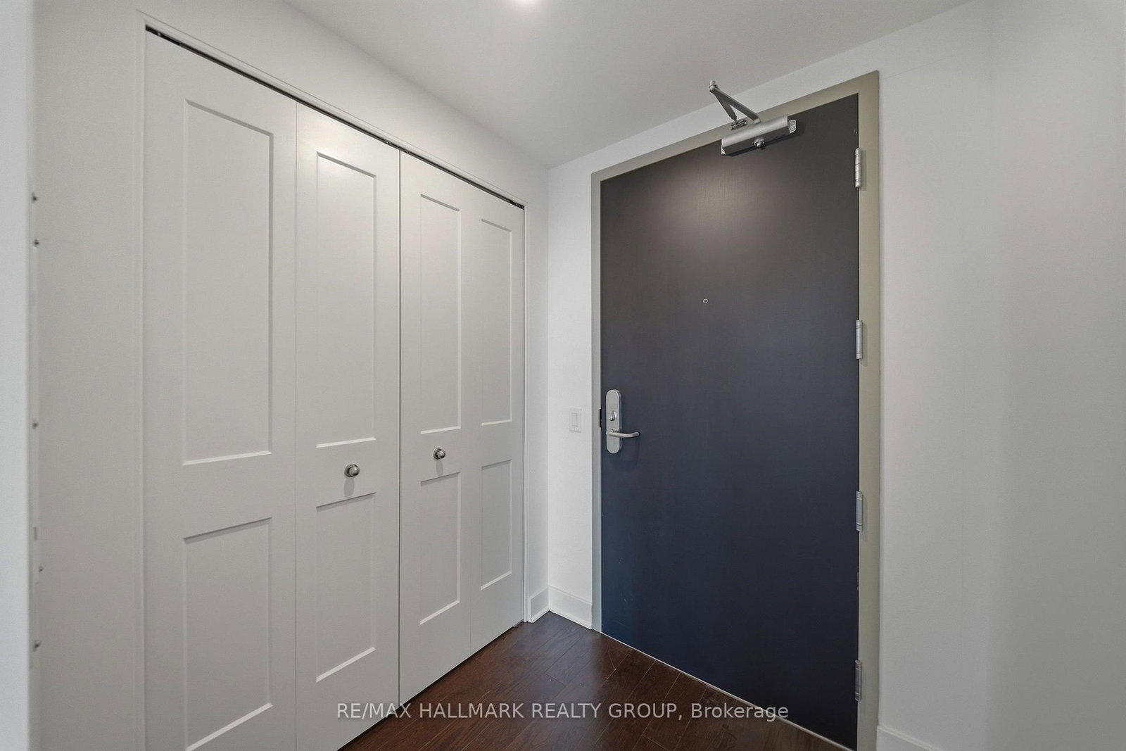 180 George Street, Unit 1408 - Photo 4