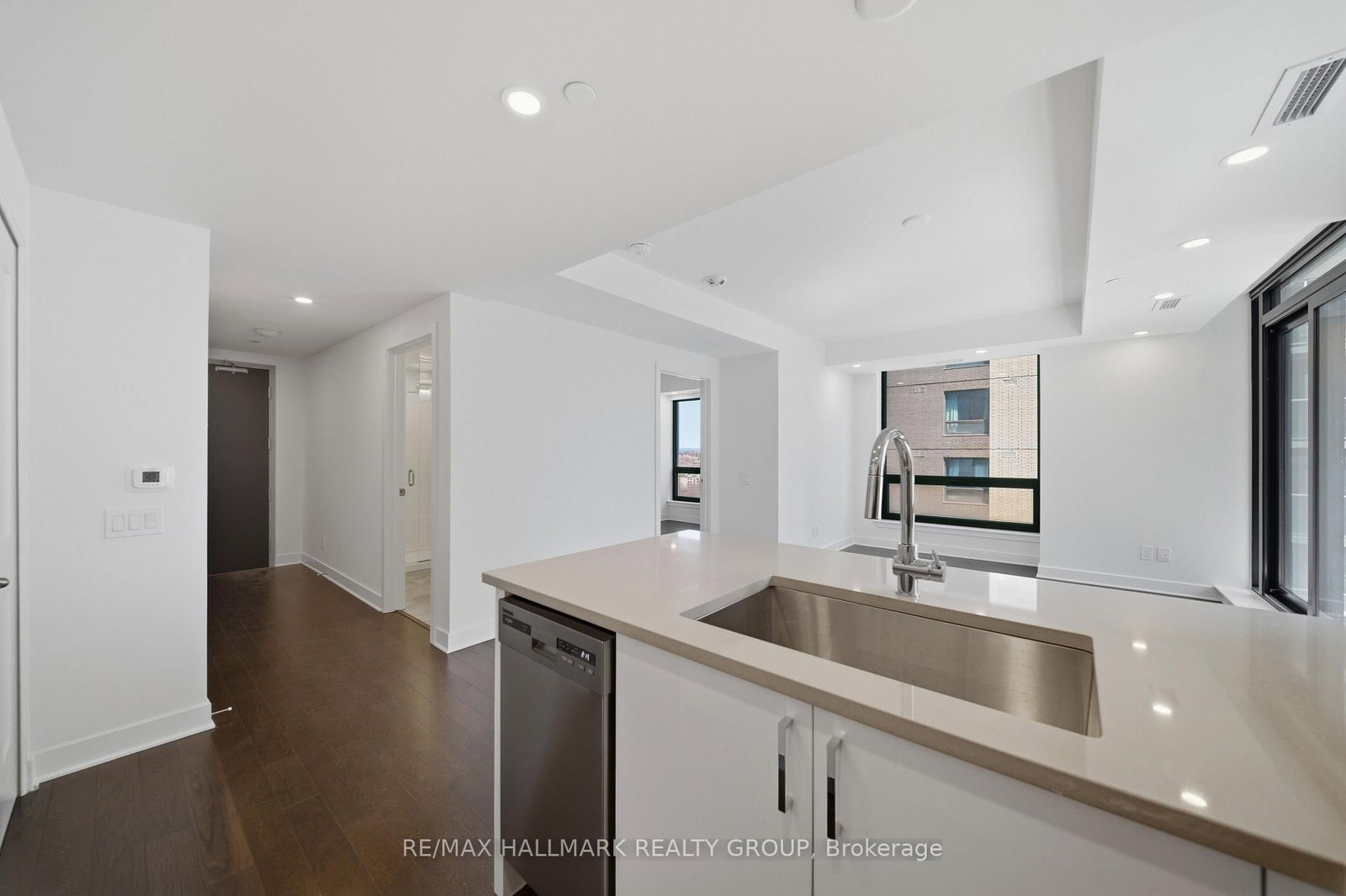 180 George Street, Unit 1408 - Photo 8