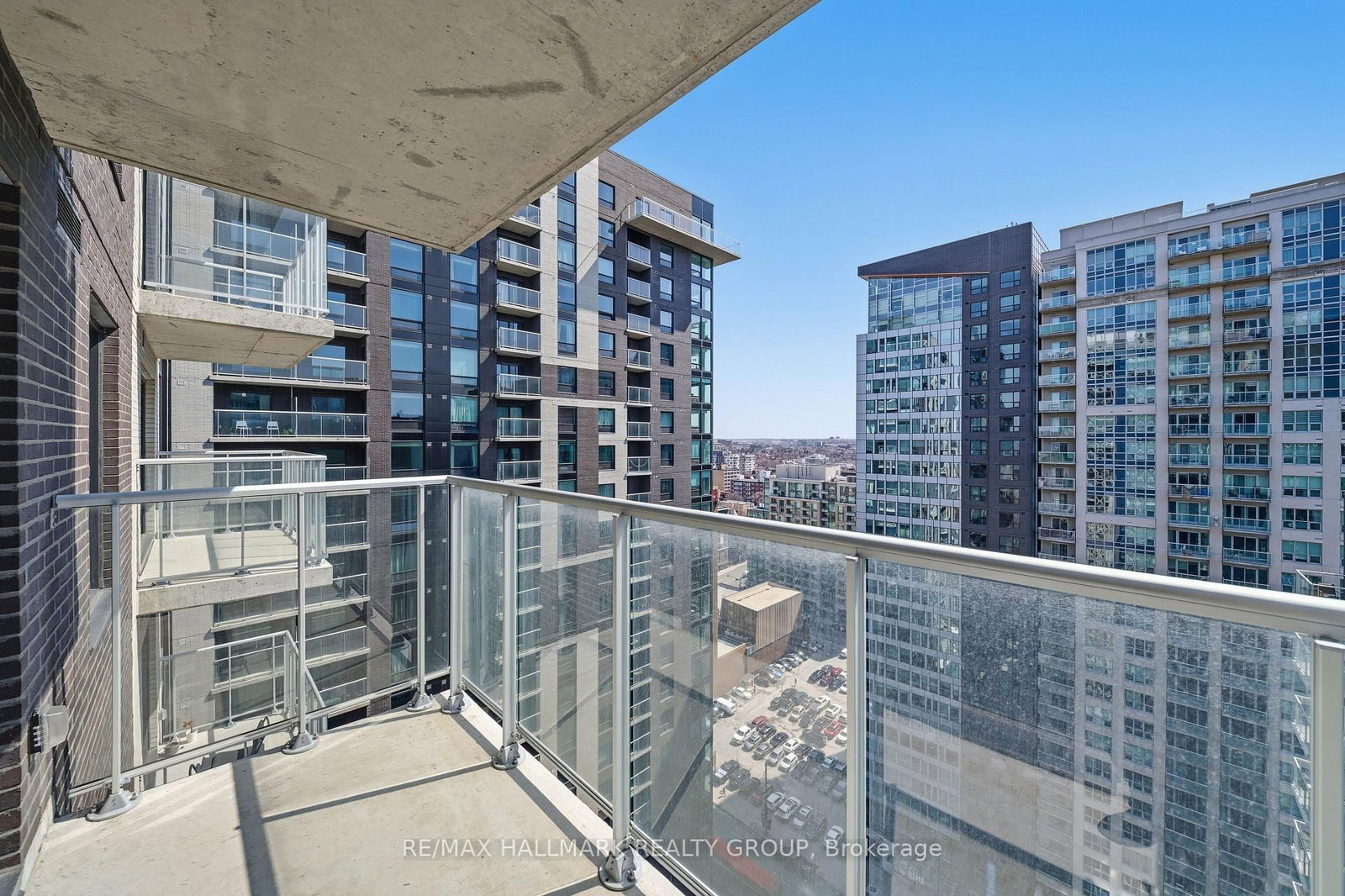 180 George Street, Unit 2008 - Photo 16