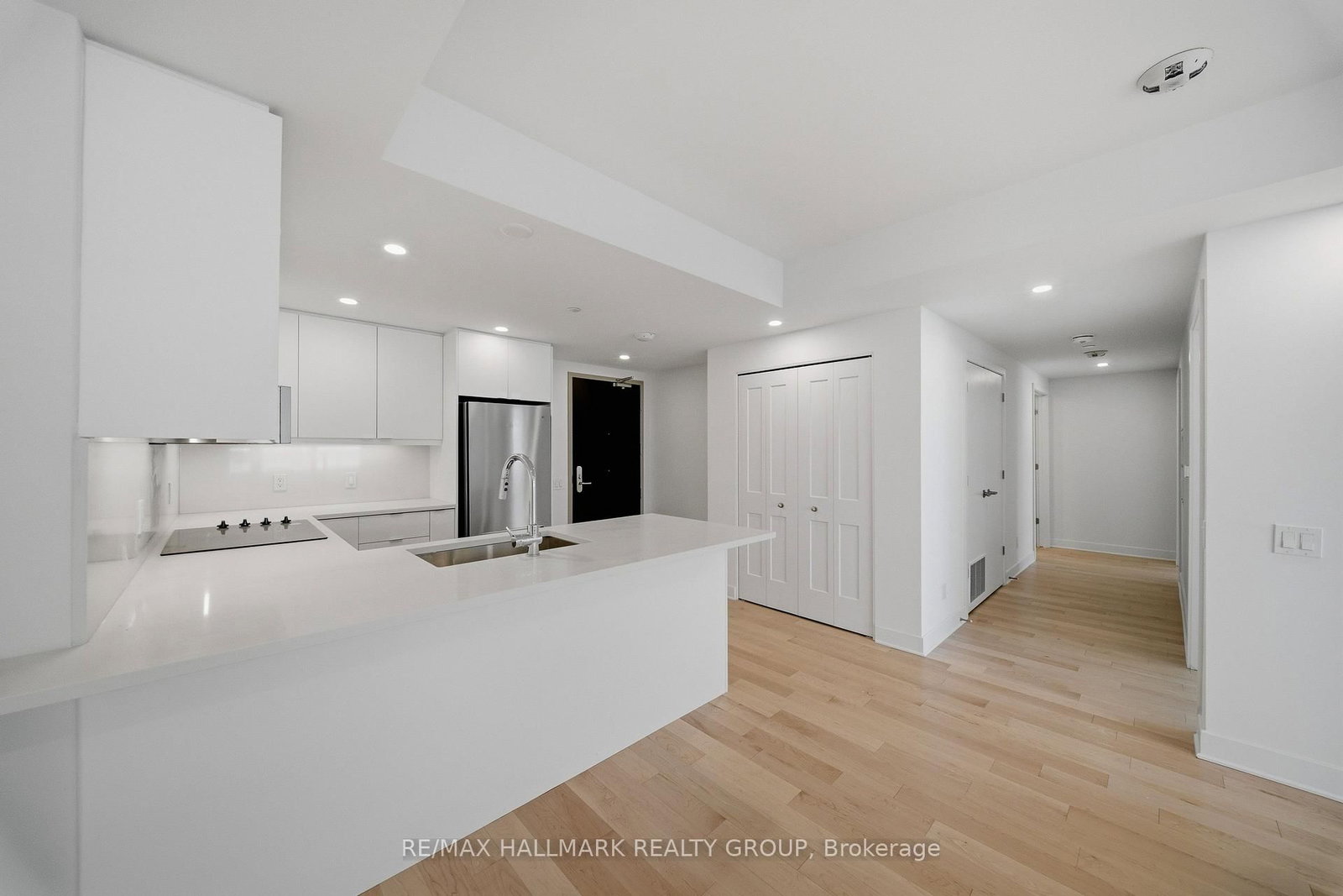 180 George Street, Unit 1703 - Photo 12