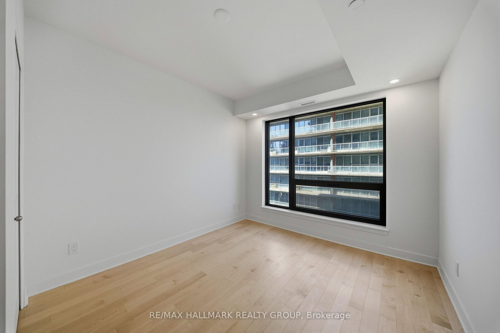 180 George Street, Unit 1703 - Photo 14