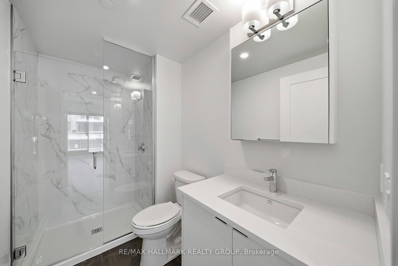 180 George Street, Unit 1703 - Photo 21