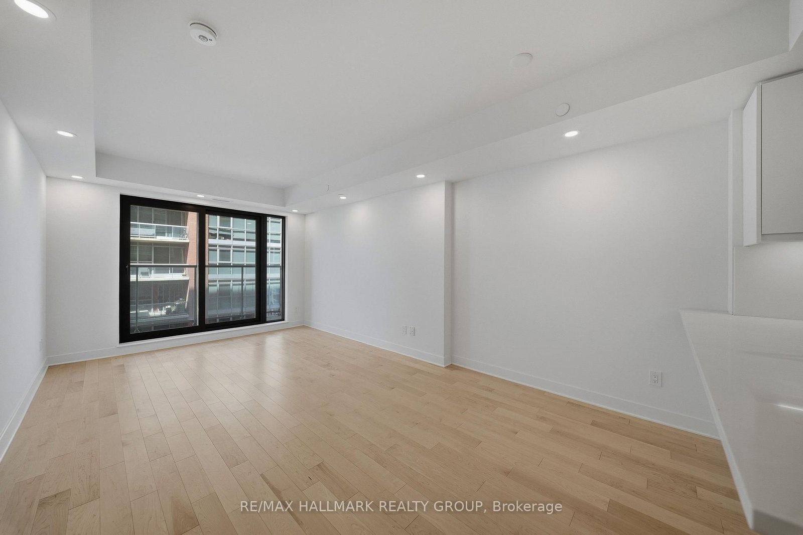 180 George Street, Unit 1703 - Photo 8