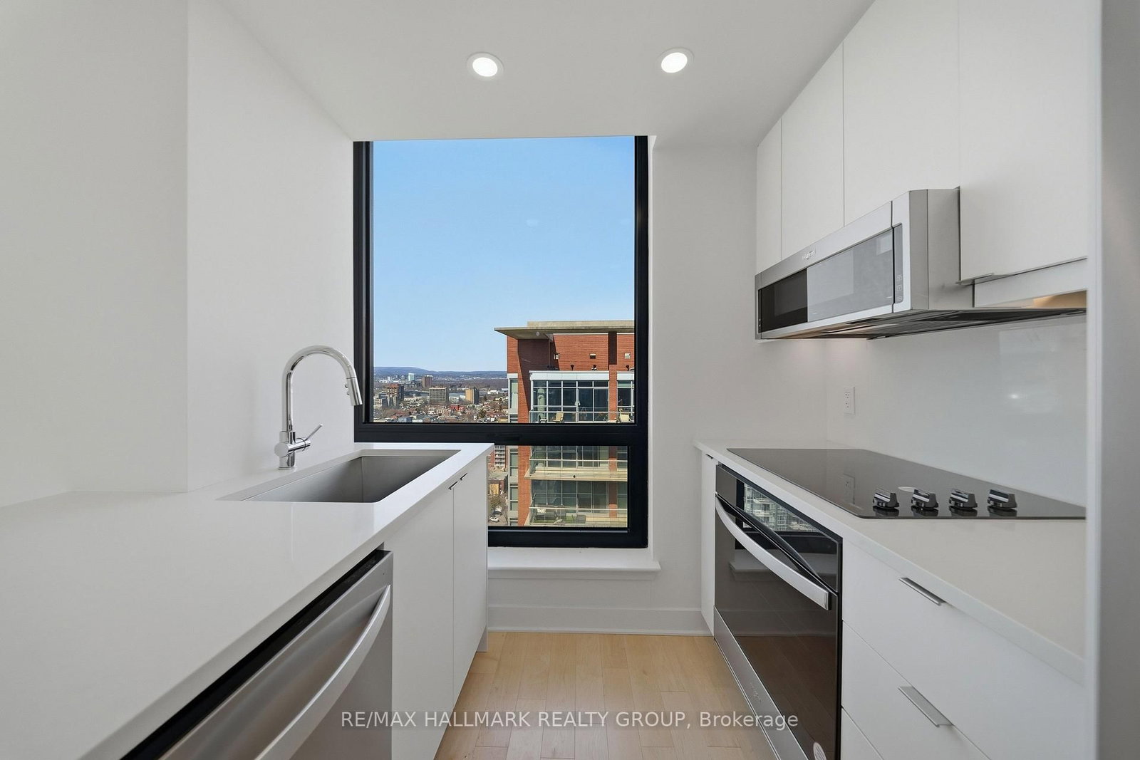 180 George Street, Unit 2202 - Photo 13