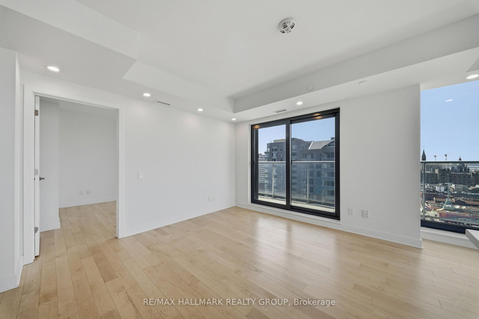 180 George Street, Unit 2202 - Photo 15