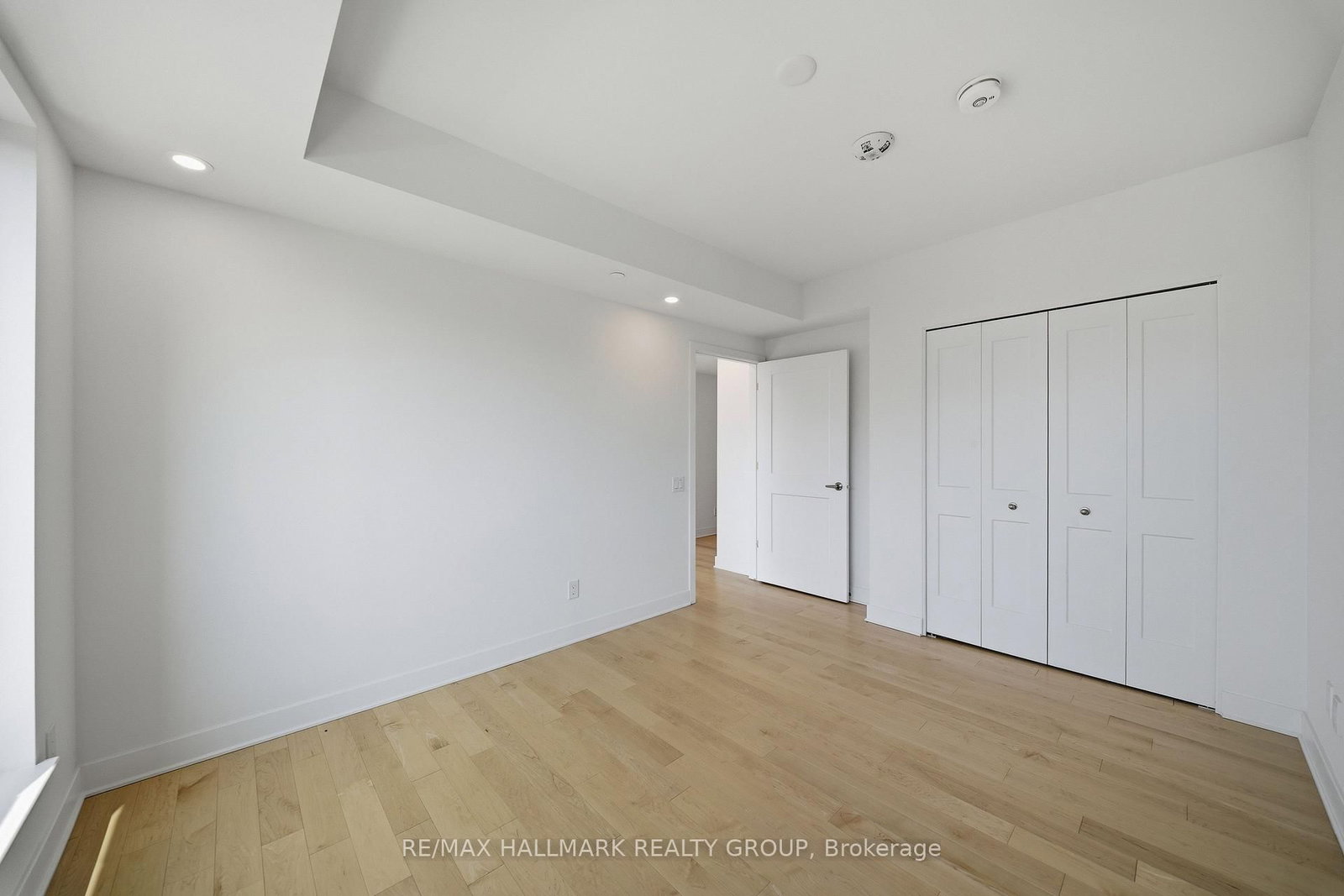 180 George Street, Unit 2202 - Photo 19