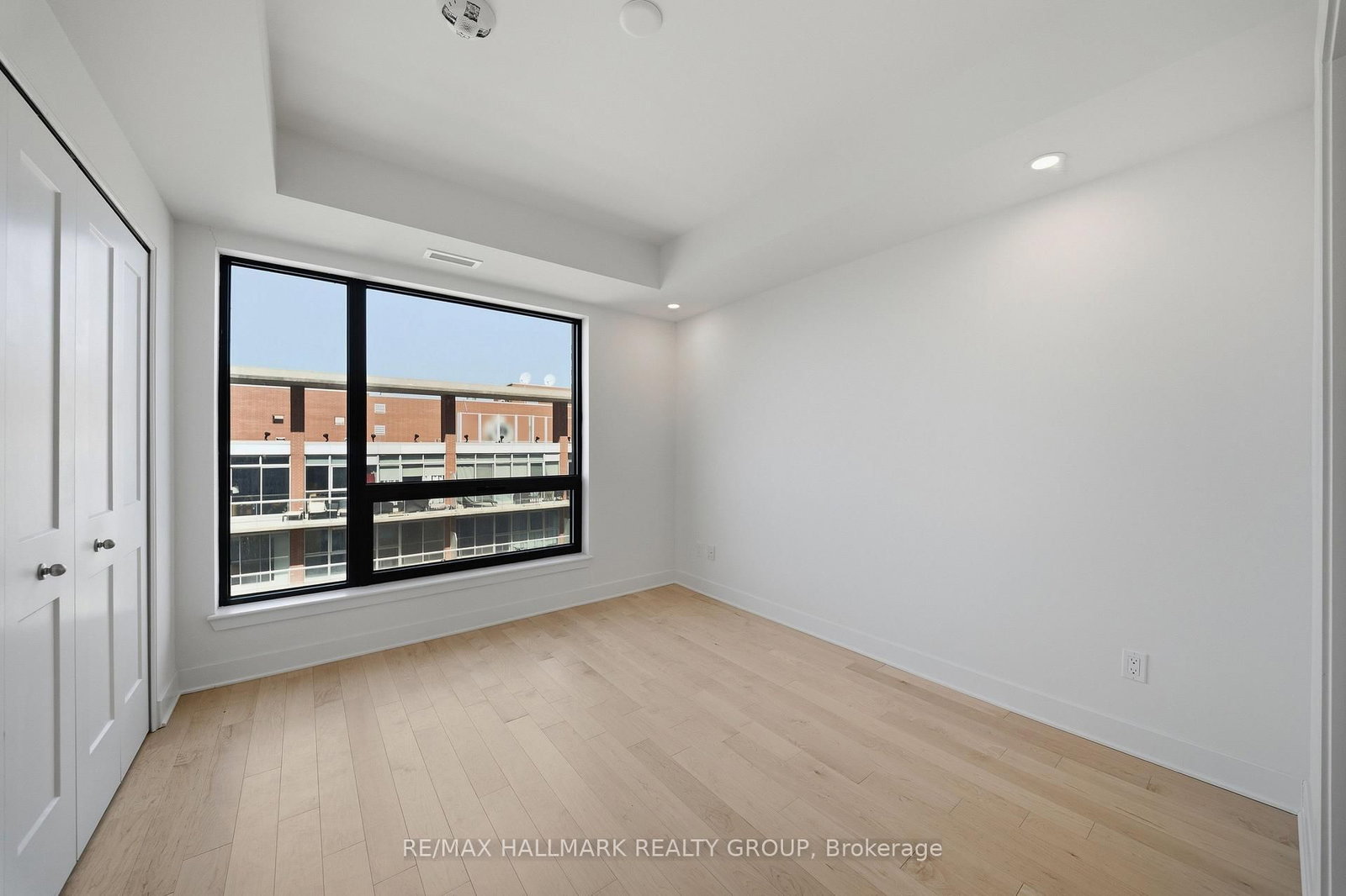 180 George Street, Unit 2202 - Photo 7