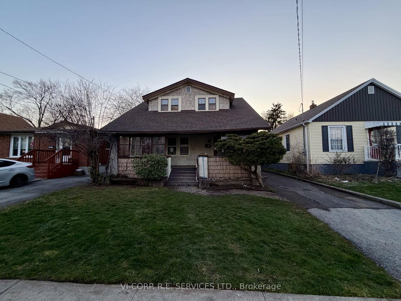 home for sale on 4435 Fifth Avenue
