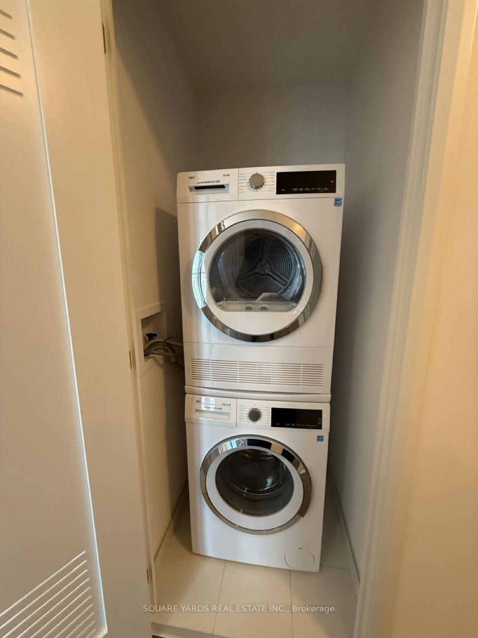 75 James Street S, Unit 2814 - Photo 8