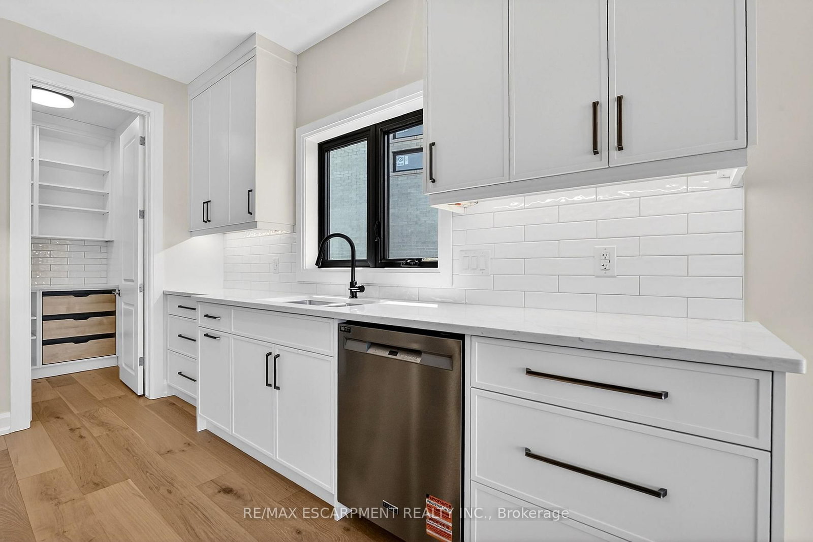 6192 Curlin Crescent • Niagara Falls, ON photo 11